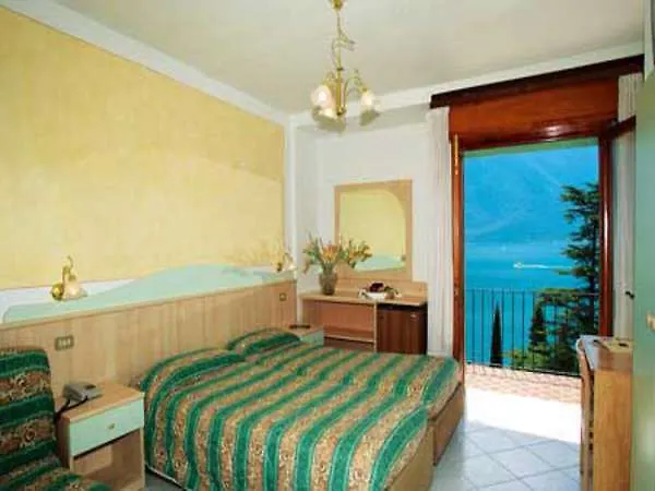 Hotel Villa Dirce Limone sul Garda
